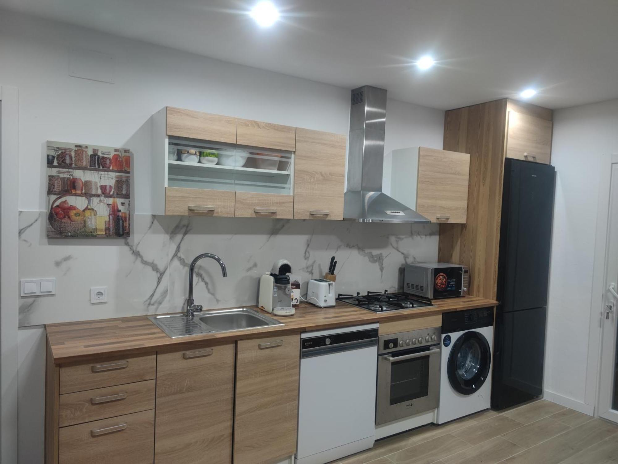 Estudio Completo Familiar La Jonquera Ngoại thất bức ảnh